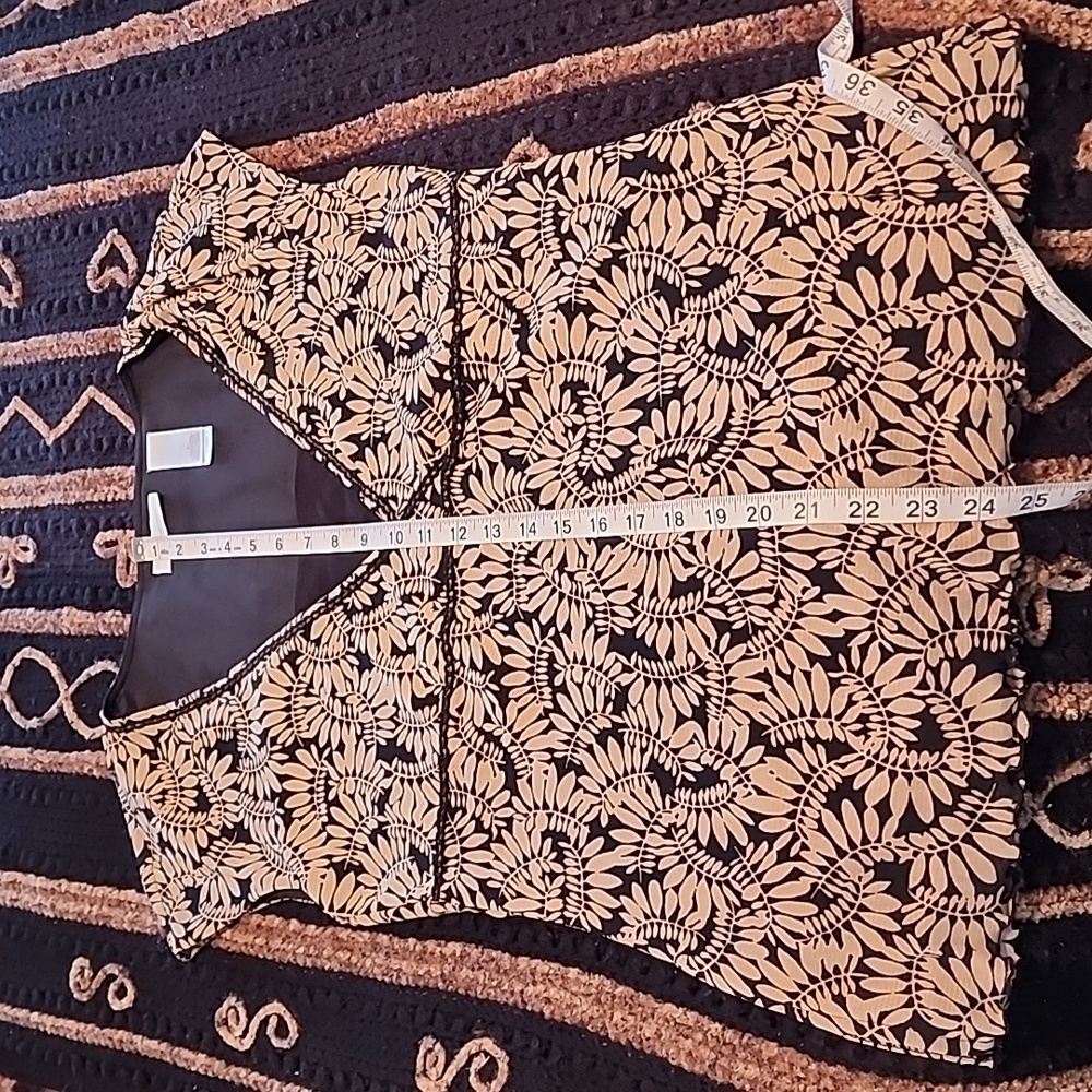 Detailed top - Picture 3 of 7